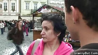 Dark-hued prezintă șurub în xxx tube gratis curat-ras GF ' s Cooter