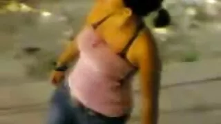 Sportiv fata avut sex fierbinte cu un tip chiar sexyvr pe podea