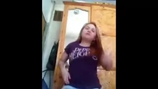 Adolescenti slabanoage dat el însuși în păsărică la Chel tatăl vitreg sex movie gratis